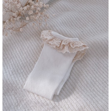 Podkolanówki z koronkową falbanką  śmietankowe