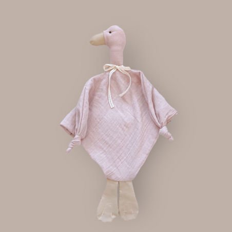 Przytulanka muślinowa handmade gąska pudrowo różowa