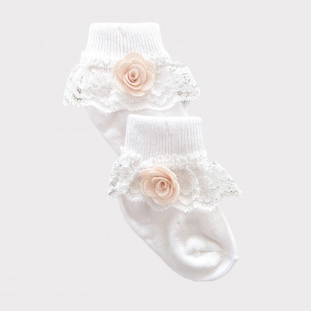 Bawełniane skarpetki z falbanką i beżową różyczką śmietankowe 0-3m
