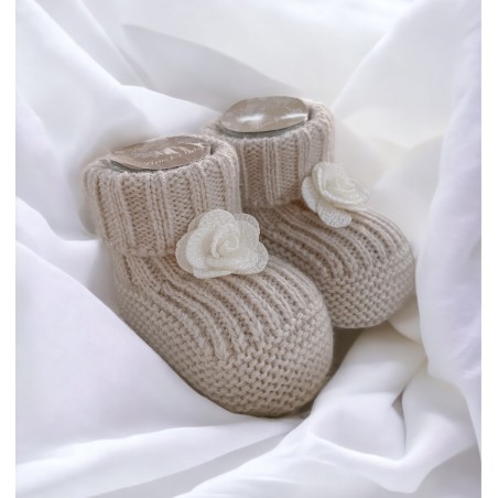 SWETERKOWE SKARPETKI/ BUCIKI BEŻOWE Z śmietankową różyczką