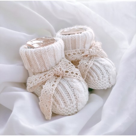 SWETERKOWE SKARPETKI/ BUCIKI O WARKOCZOWYM SPLOCIE ŚMIETANKOWE z koronką