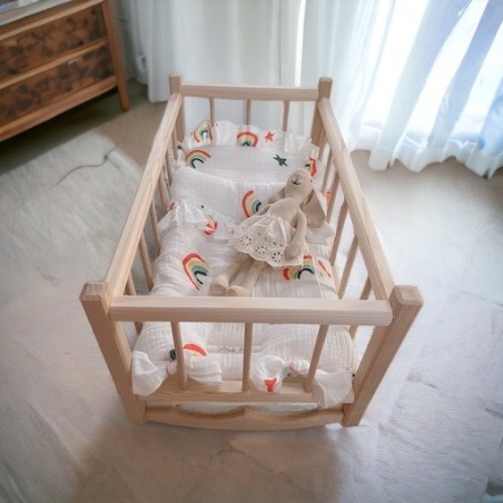 DREWNIANA KOŁYSKA / ŁÓŻECZKO DLA LALEK Z MUŚLINOWYM KOMPLETEM POŚCIELI RAINBOW