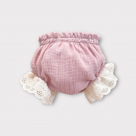 MUŚLINOWE BLOOMERSY Z HAFTOWANYMI FALBANKAMI PUDROWY RÓŻ