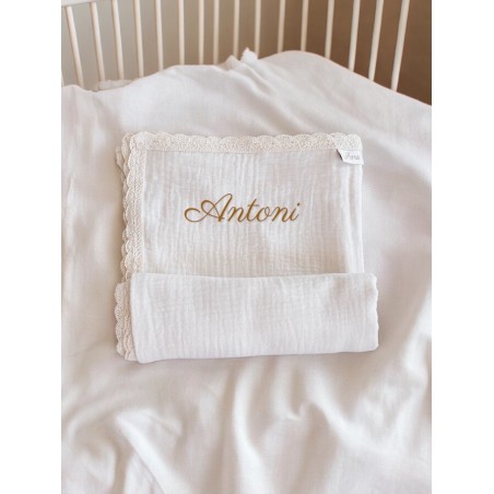 PERSONALIZOWANY KOCYK Z KORONKĄ Latte