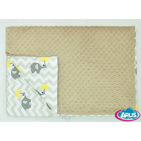 Koc kocyk pled pledzik MINKY 75x100 (beżowy+słonik z żółta parasolka)