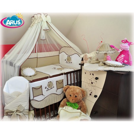 8 elementowa pościel HAFTOWANA z moskitierą