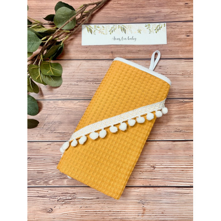 Okrycie kąpielowe 100x100 Boho collection white pompons mustard