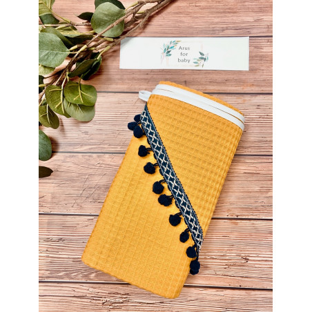 Okrycie kąpielowe 100x100 Boho collection navy blue pompons mustard