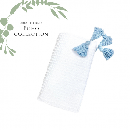 Koc / kocyk wafelek  75x100 Boho collection white and blue pompons