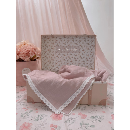 Kocyk Muślinowy 100x75 lace powder pink