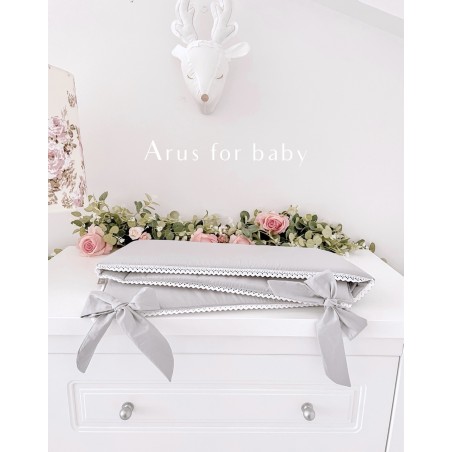 Ochraniacz kolekcja Lace z kokardami Szary