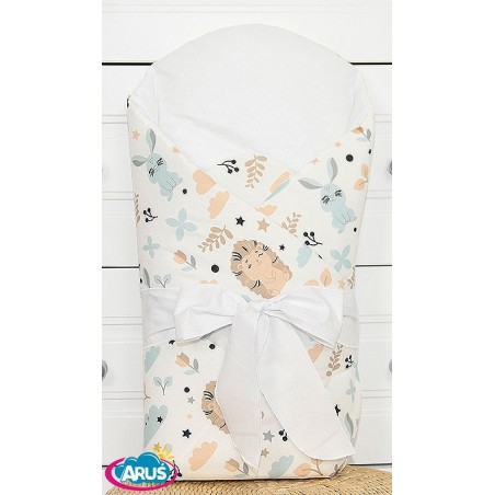 Rożek becik usztywniony wiązany KOKARDKA (jeżyki beżowe +biały)