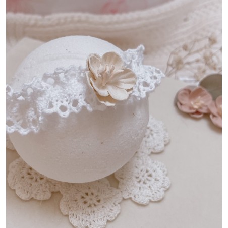 Opaska bezuciskowa koronkowa z kwiatuszkiem - kremowa
