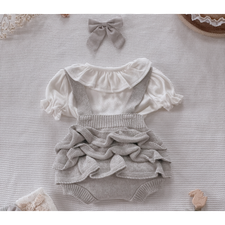 Sweterkowe bloomersy z falbankami szare